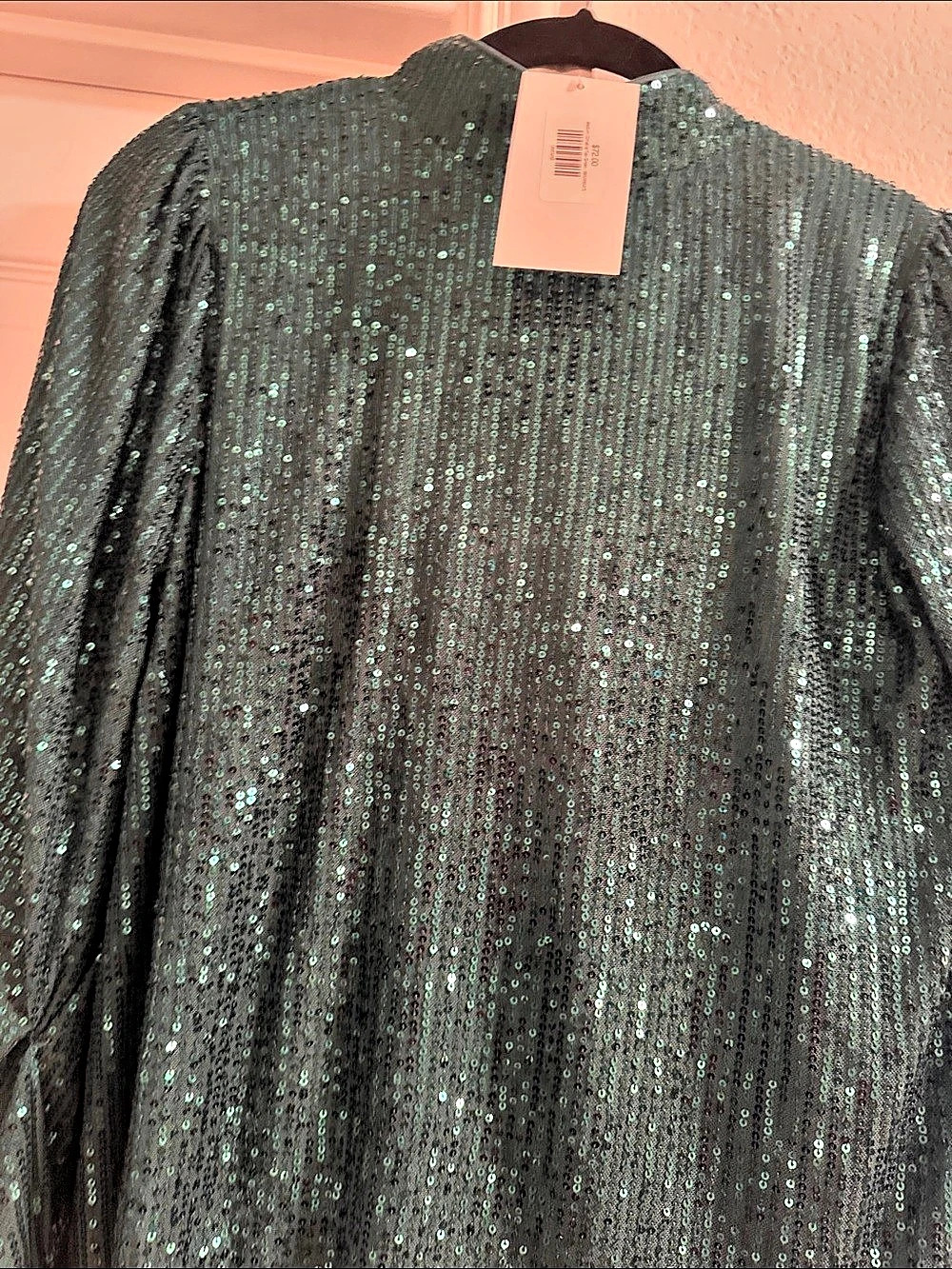 Avara- SugarLips Sequin top in Green Size Medium NWT